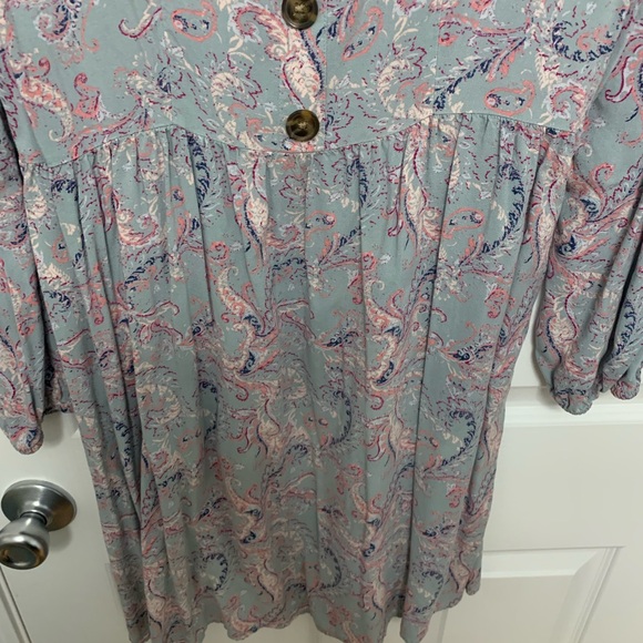 Mudd floral stretchy dress. Size XL in juniors. - Picture 6 of 12